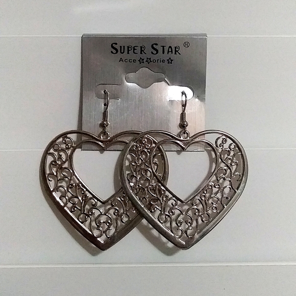 Plastic Heart Earrings - Picture 4 of 9